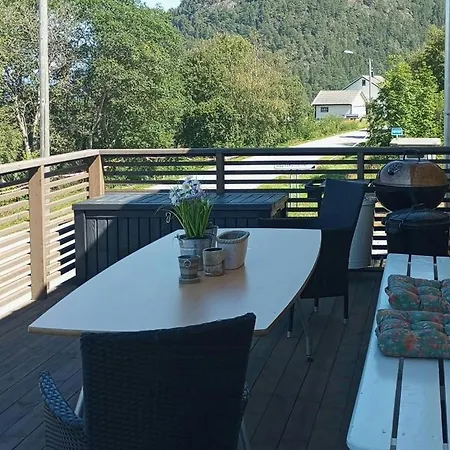 Renovated Chapel With Fjord Views In Vagstranda Vakantiehuis Reistad (More og Romsdal)
